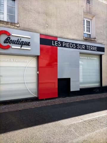 Vitrine d'exception au coeur de Vihiers - Visibilité garantie !