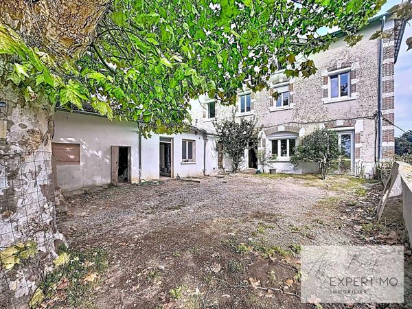 Vienne (38200) PROPRIÉTÉ DE CARACTÈRE – 2 HABITATIONS + 8 718 m² DE TERRAIN – RARE À VIENNE CENTRE