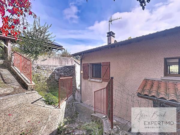 Vienne (38200) PROPRIÉTÉ DE CARACTÈRE – 2 HABITATIONS + 8 718 m² DE TERRAIN – RARE À VIENNE CENTRE