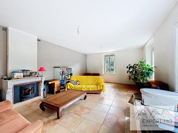 Vienne (38200) PROPRIÉTÉ DE CARACTÈRE – 2 HABITATIONS + 8 718 m² DE TERRAIN – RARE À VIENNE CENTRE