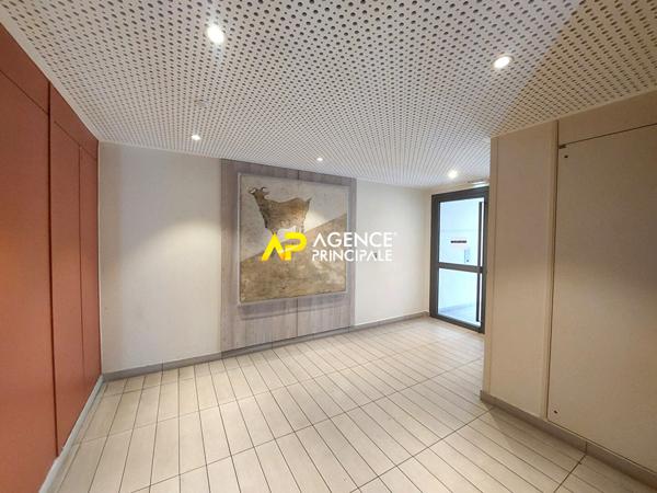 BEZONS _ Appartement 2 pièces récent avec balcon €227 900 ** - Référence 4505