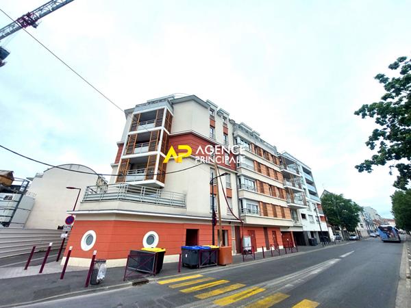 BEZONS _ Appartement 2 pièces récent avec balcon €227 900 ** - Référence 4505