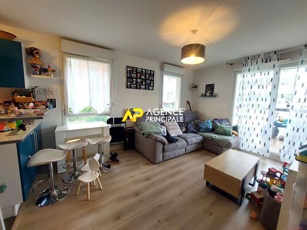 BEZONS _ Appartement 2 pièces récent avec balcon €227 900 ** - Référence 4505