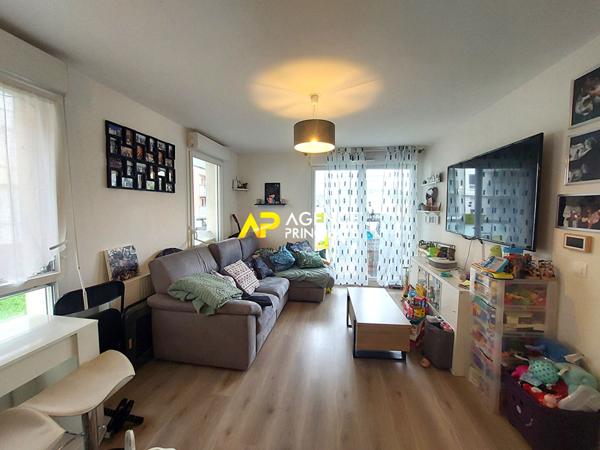 BEZONS _ Appartement 2 pièces récent avec balcon €227 900 ** - Référence 4505