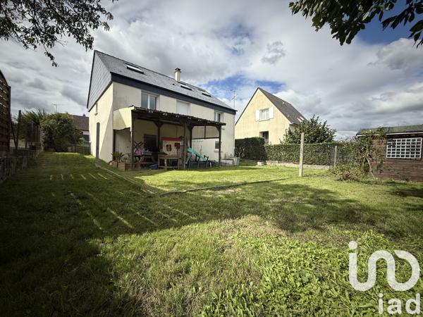 Maison à vendre 5 pièces 98 m² Château-Gontier-sur-Mayenne