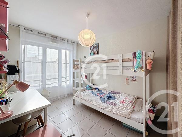 Maison à vendre  4 pièces - 82,82 m2 ST MARTIN DE CRAU - 13