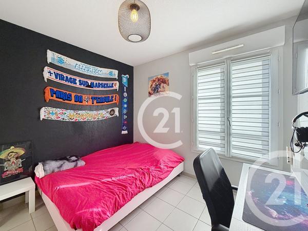 Maison à vendre  4 pièces - 82,82 m2 ST MARTIN DE CRAU - 13