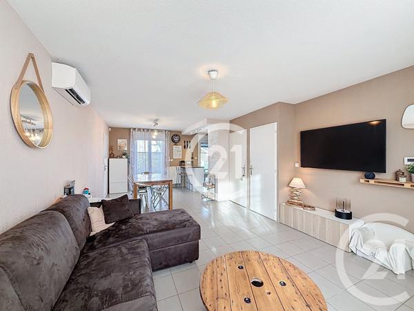 Maison à vendre  4 pièces - 82,82 m2 ST MARTIN DE CRAU - 13