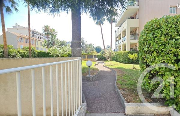Appartement F4 à vendre  3 pièces - 84,07 m2 CAGNES SUR MER - 06
