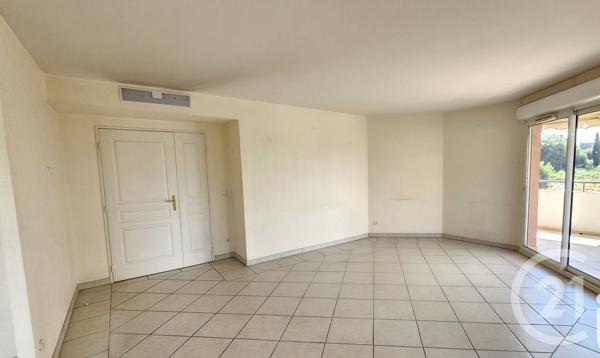 Appartement F4 à vendre  3 pièces - 84,07 m2 CAGNES SUR MER - 06