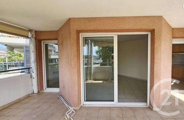 Appartement F4 à vendre  3 pièces - 84,07 m2 CAGNES SUR MER - 06