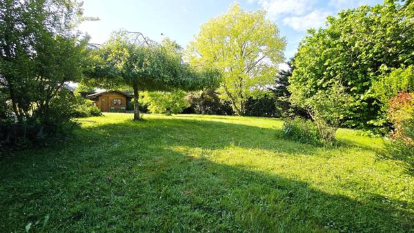 Jolie Maison d'architecte au calme avec grand terrain !