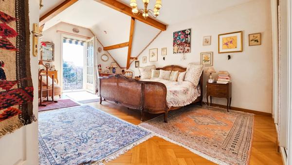 Jolie Maison d'architecte au calme avec grand terrain !