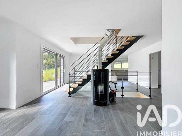 Maison à vendre 8 pièces 168,9 m² Nazelles-Négron