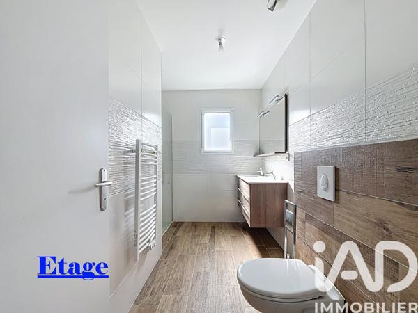 Maison à vendre 8 pièces 168,9 m² Nazelles-Négron