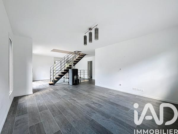 Maison à vendre 8 pièces 168,9 m² Nazelles-Négron