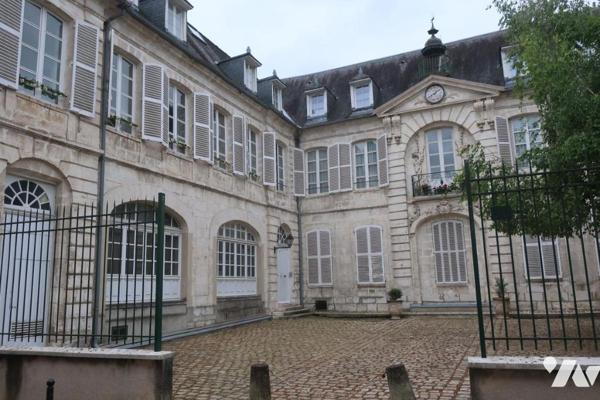Appartement T3 au RDC - patiot - garage - cave - 105m²
