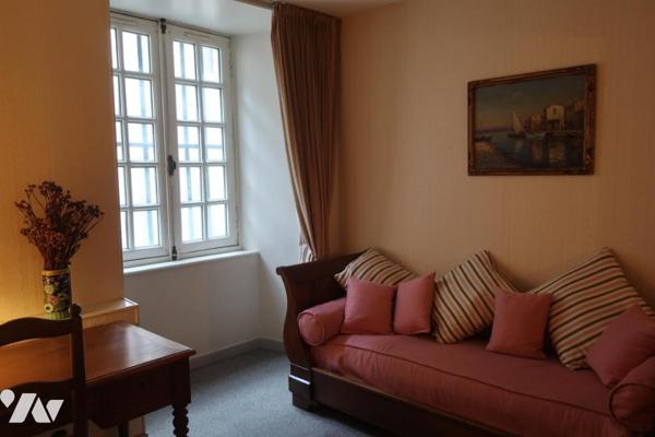 Appartement T3 au RDC - patiot - garage - cave - 105m²
