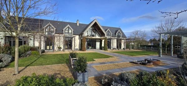 Maison à vendre |  Cellettes |  8 pièces | 356 m²