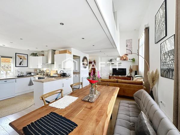 Joli Duplex d'environ 74m² - Proche Boulevards