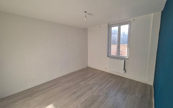 Appartement à louer    2 pièces •  Oissel