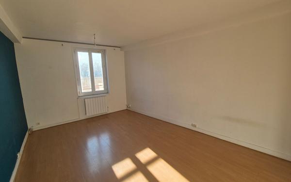 Appartement à louer    2 pièces •  Oissel