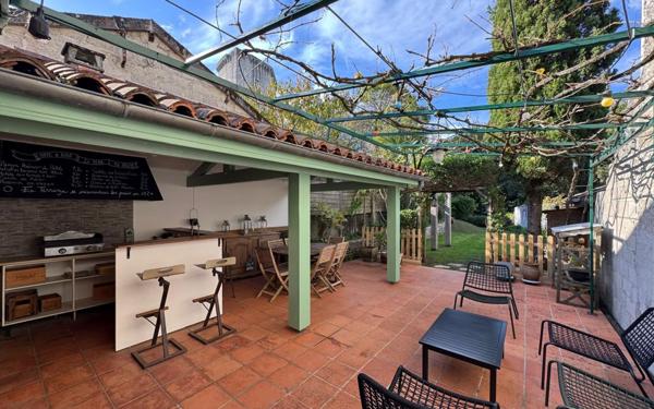 Maison à vendre    5 pièces •  Orthez