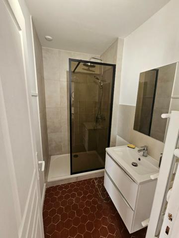 Appartement type T3 situé sur la commune de la SEYNE SUR MER