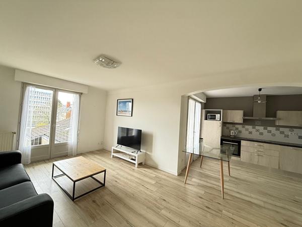 Appartement meublé La Roche Sur Yon 2 pièce(s) 53.57 m2