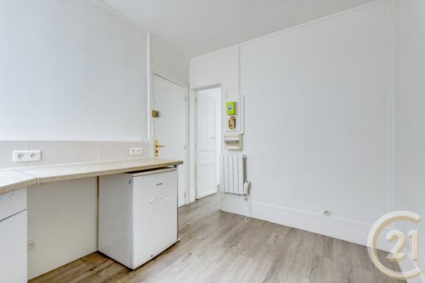 Appartement F2 à vendre  2 pièces - 23,40 m2 PARIS - 75017