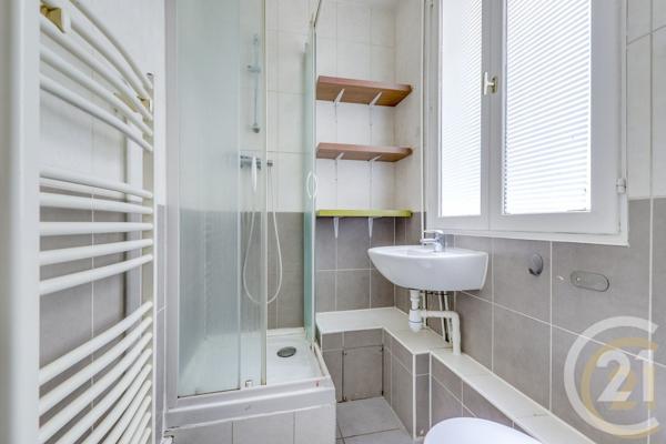 Appartement F2 à vendre  2 pièces - 23,40 m2 PARIS - 75017