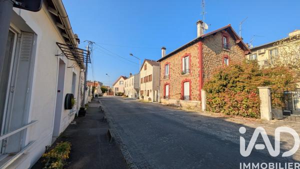 Immeuble à vendre 77 m² Saint-Denis
