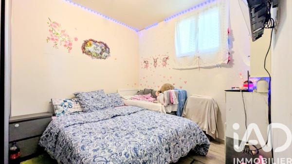 Immeuble à vendre 77 m² Saint-Denis