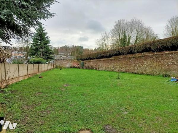 LE CATEAU - BELLE MAISON DE VILLE