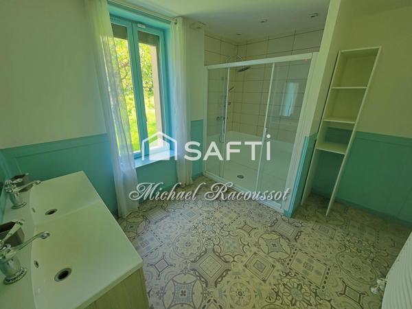 Maison individuelle - 120m² - Ecuisses