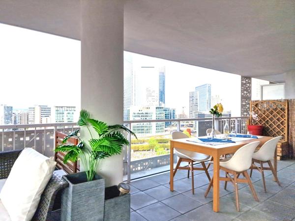 2e chambre possible (Voir Plans). Terrasse, Vue.