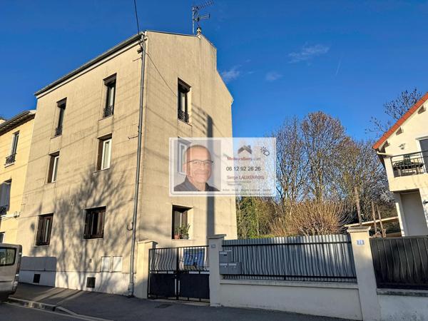 APPARTEMENT T2 MEUBLÉ NEUILLY PLAISANCE AVEC GARAGE