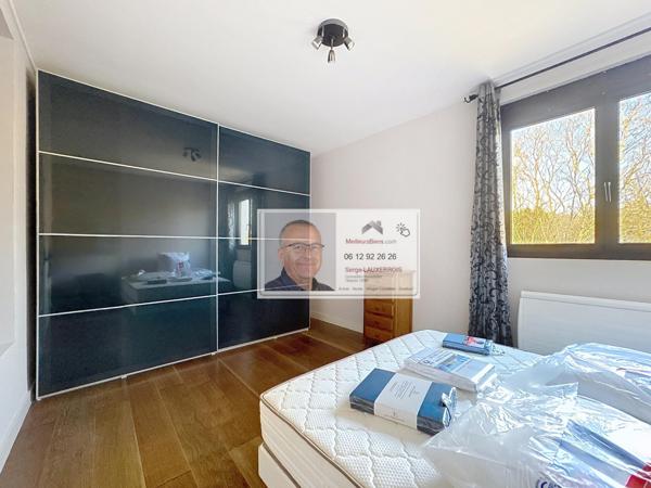 APPARTEMENT T2 MEUBLÉ NEUILLY PLAISANCE AVEC GARAGE