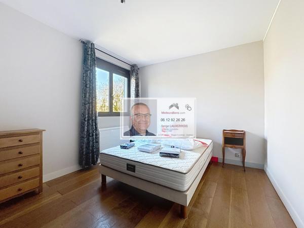 APPARTEMENT T2 MEUBLÉ NEUILLY PLAISANCE AVEC GARAGE