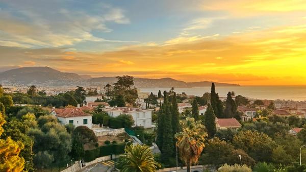 NICE 2 pièces 53 m2 Vue mer