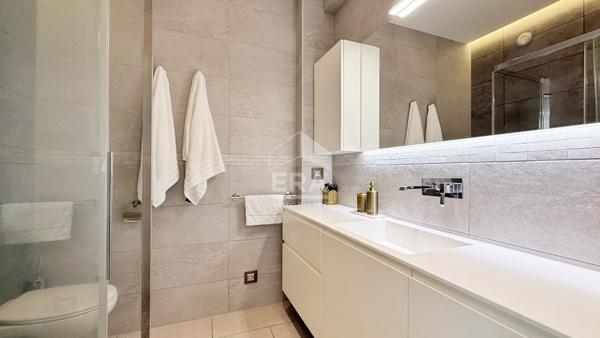 NICE 2 pièces 53 m2 Vue mer