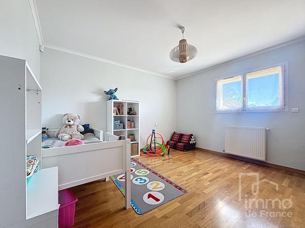 Villa Ornex 5 pièce(s) 207 m2