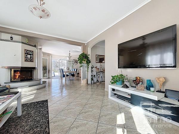 Villa Ornex 5 pièce(s) 207 m2