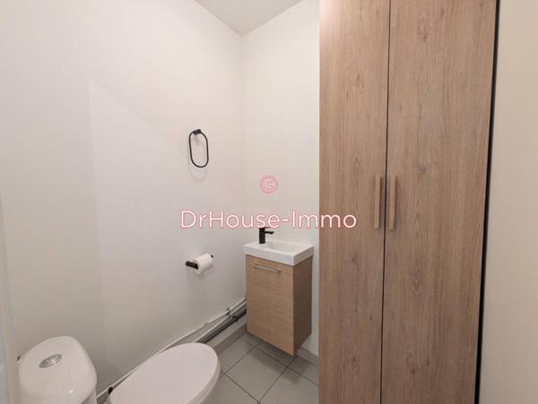 Appartement à louer 4 pièces de 81 m²