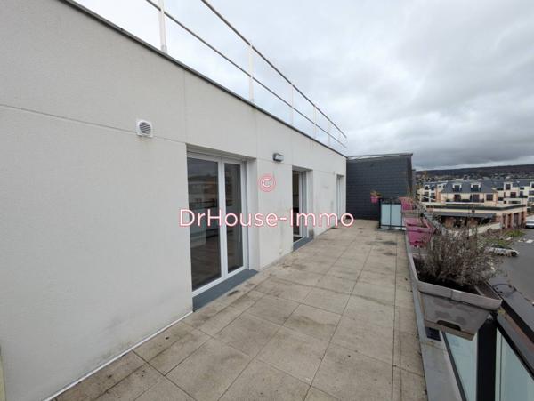 Appartement à louer 4 pièces de 81 m²