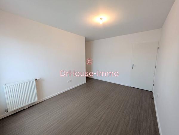 Appartement à louer 4 pièces de 81 m²