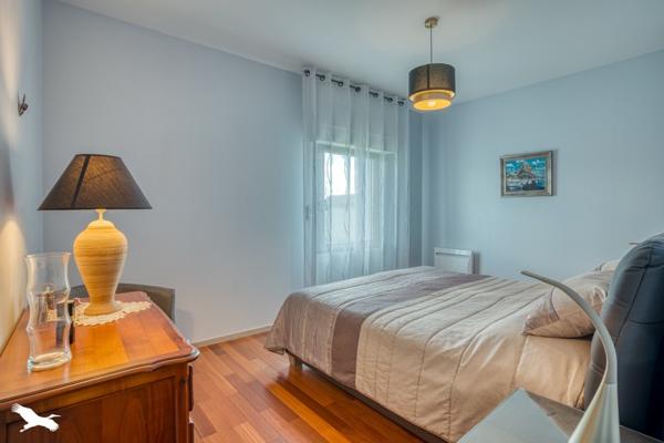 Maison à vendre |  Saint-Pierre-d'Eyraud |  6 pièces | 184 m²