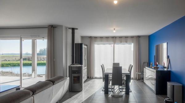 Maison Saint Denis De L Hotel