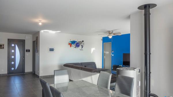 Maison Saint Denis De L Hotel