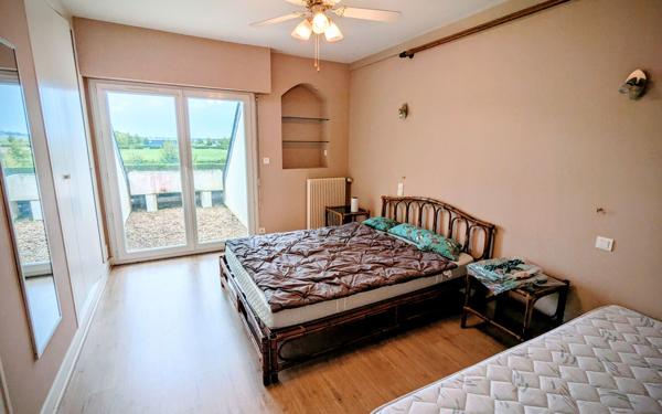 Maison à vendre    6 pièces • 226 m2 Ouzouer-le-Marché